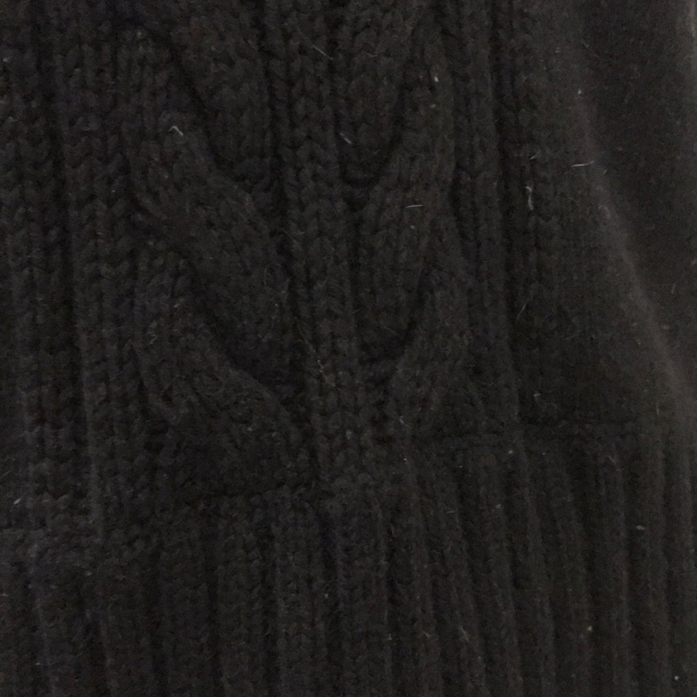 Black sweater - Picture 4 of 8